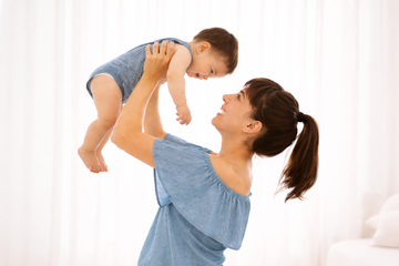 Build the Perfect Baby Registry (Without Overwhelming Your Guests)